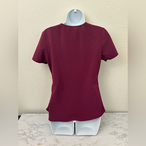 Scrubstar Womens Scrub Top XS Ethical Fabric Stretch Sweet Sangria WM31T661B​ - Picture 3 of 6